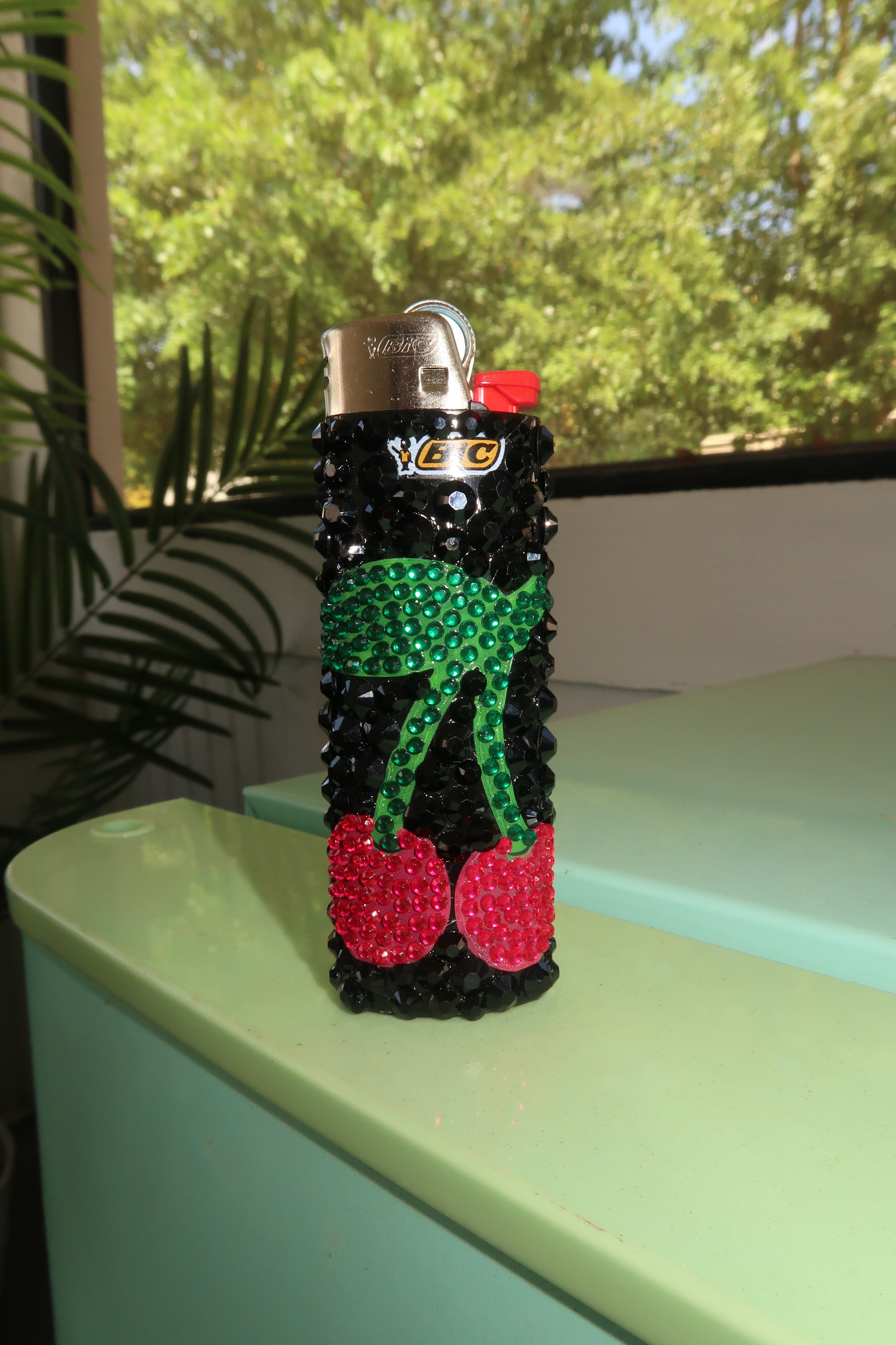 Cherrys lighter