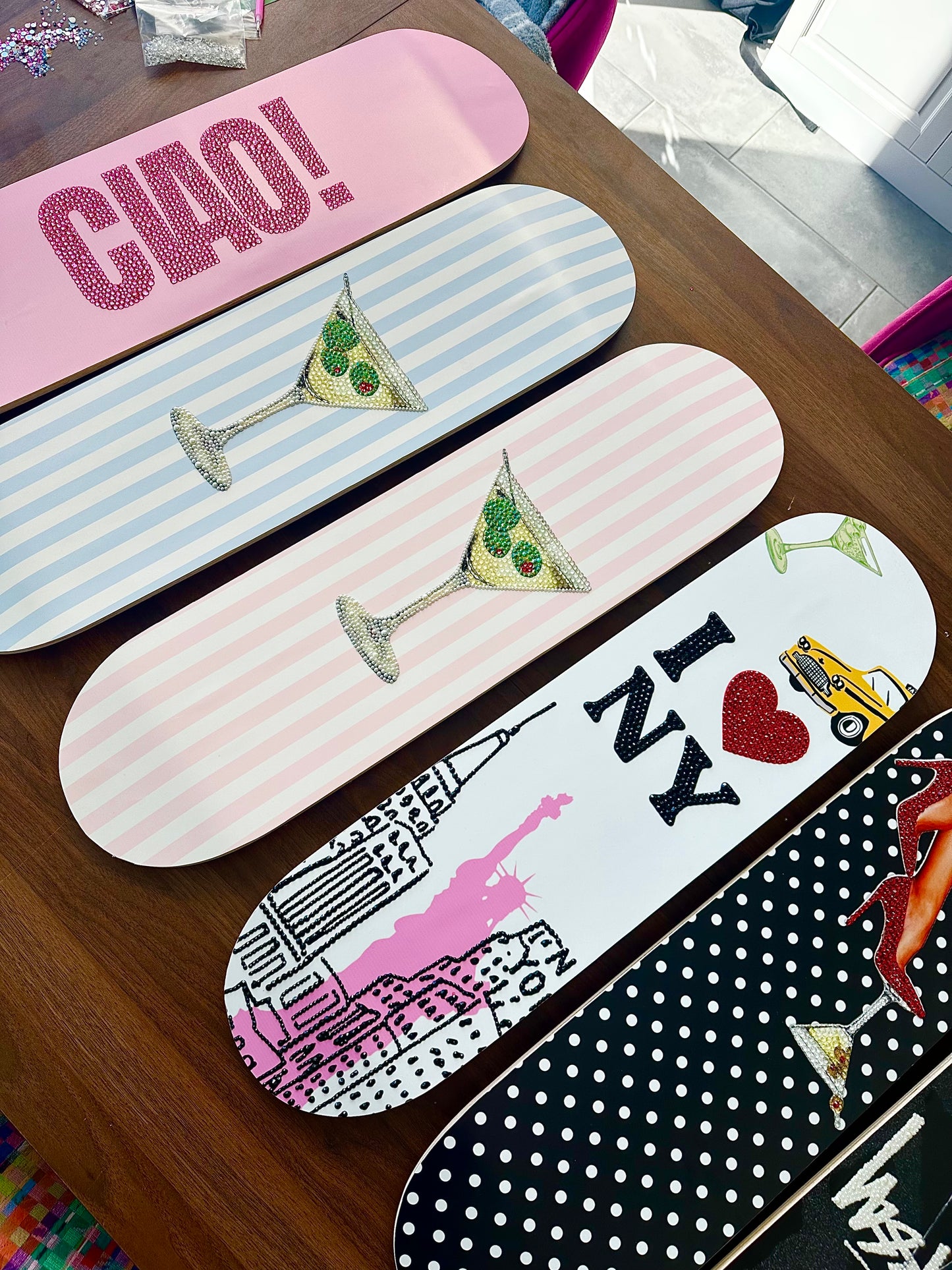 Pink martini skateboard ❤️KIT❤️ X collab with cloud studio boards