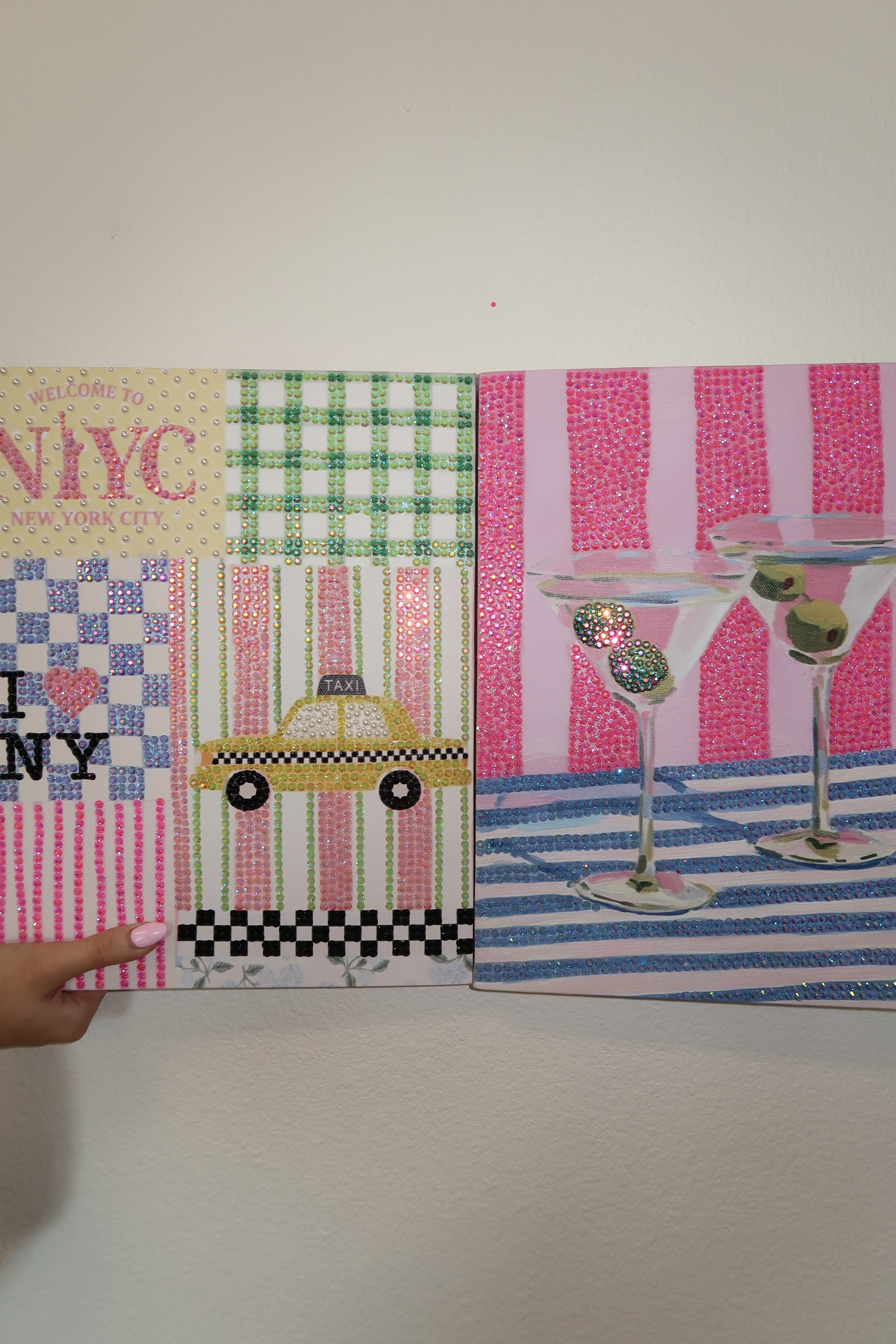 Abstract double martini kit