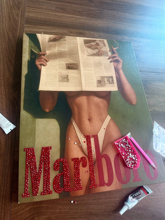 Newspaper Marlboro kit